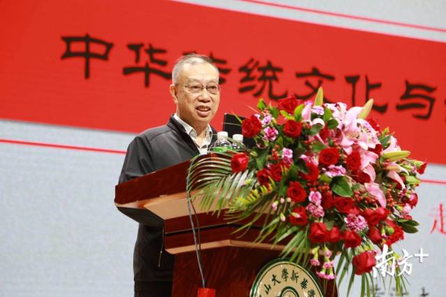 这节党课讲器官移植,“生命接力先锋队”走进中大新华